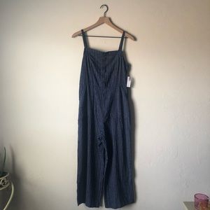 ✨ NWT ✨ Old Navy Striped Jumpsuit